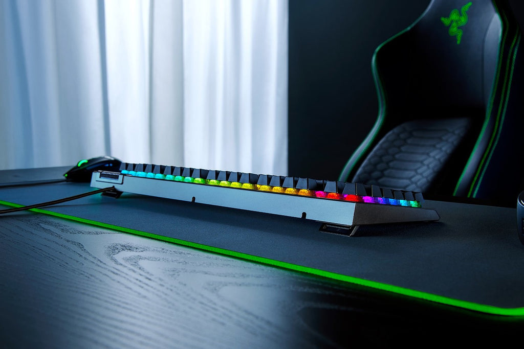 Razer BlackWidow V4 X Keyboard Backlit USB QWERTZ German Razer Green Gen-3 (RZ03-04700400-R3G1)