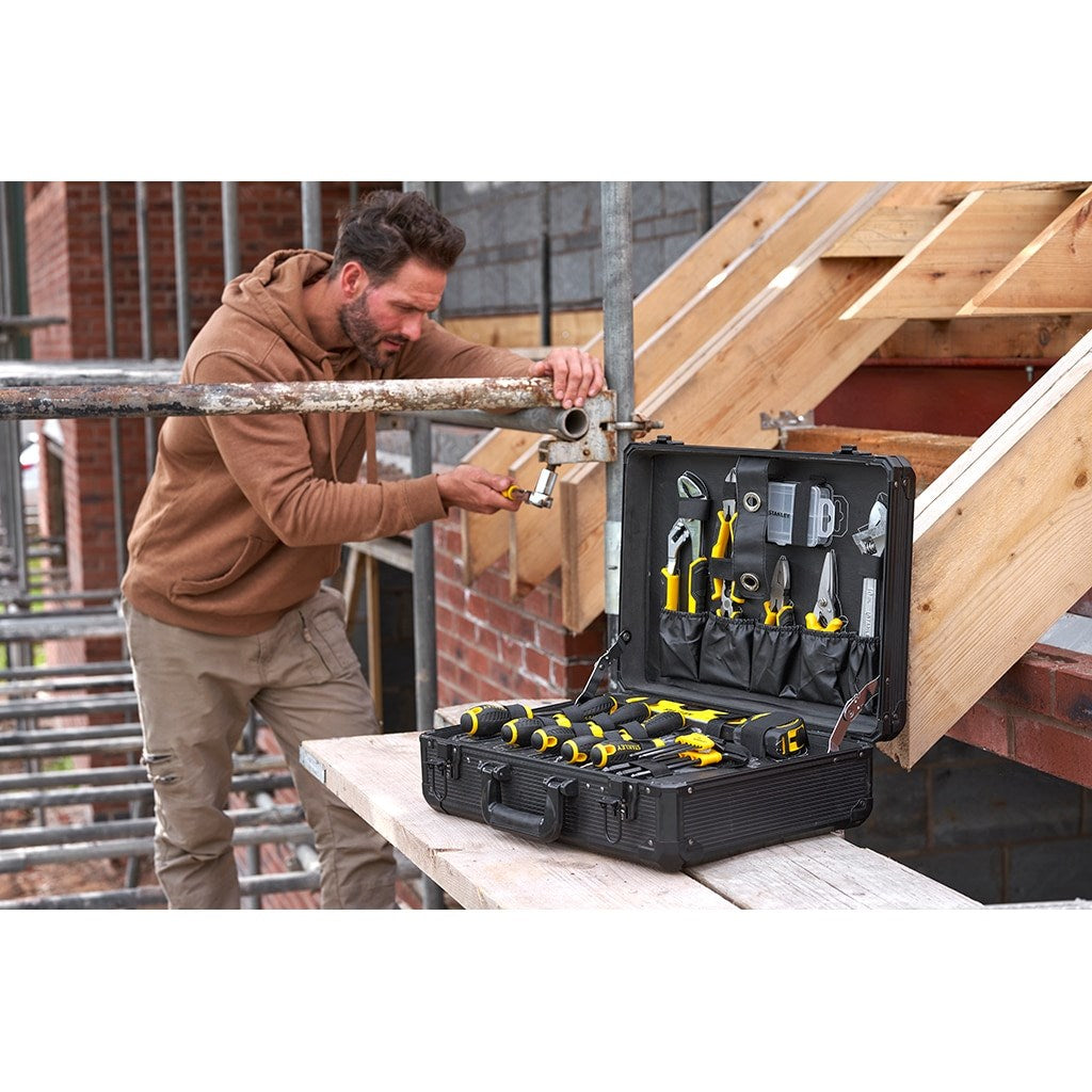 Stanley STMT98109-1 Mechanics Tool Set 142 Tools