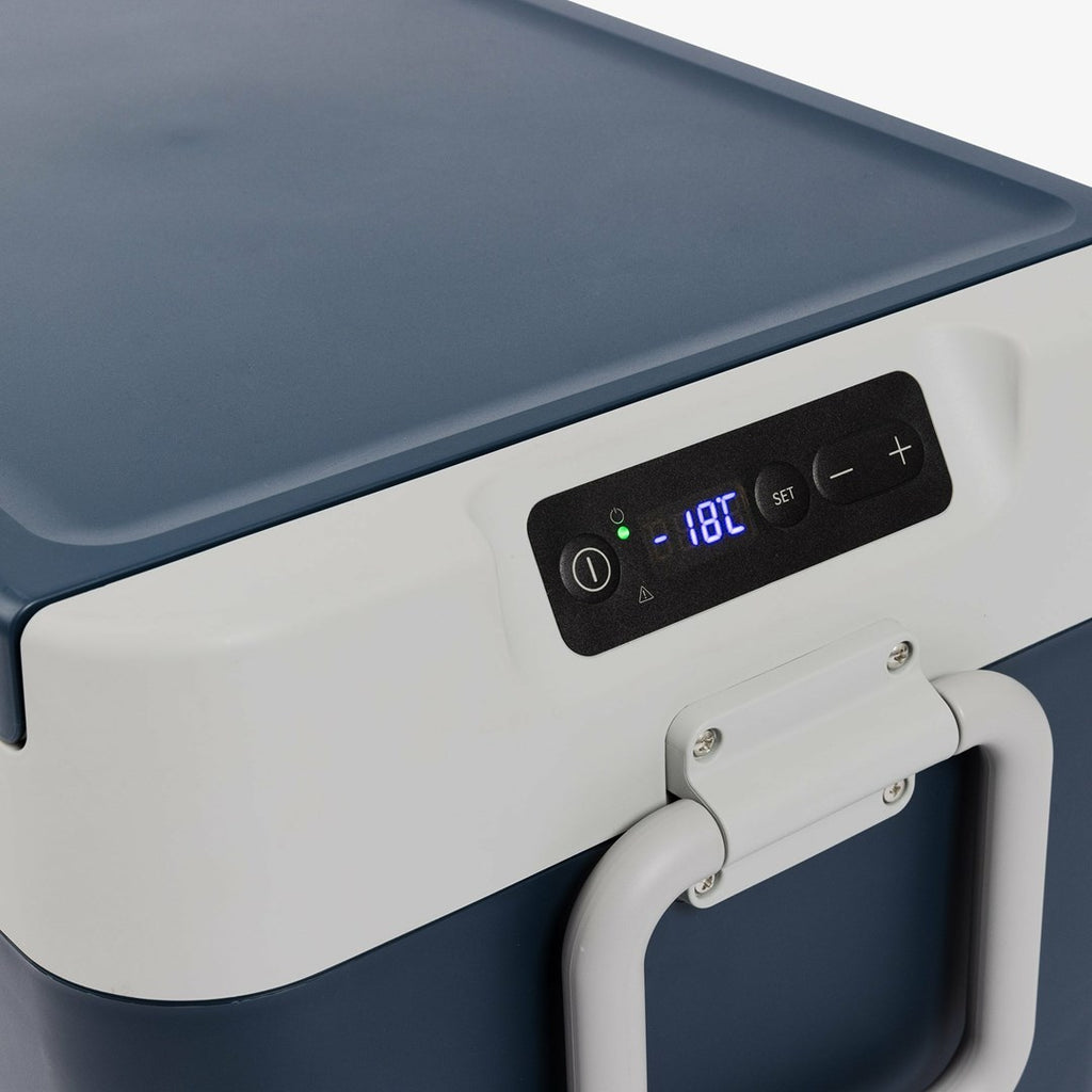 Igloo Cool Box 62 L Portable AC/DC 6975399590477