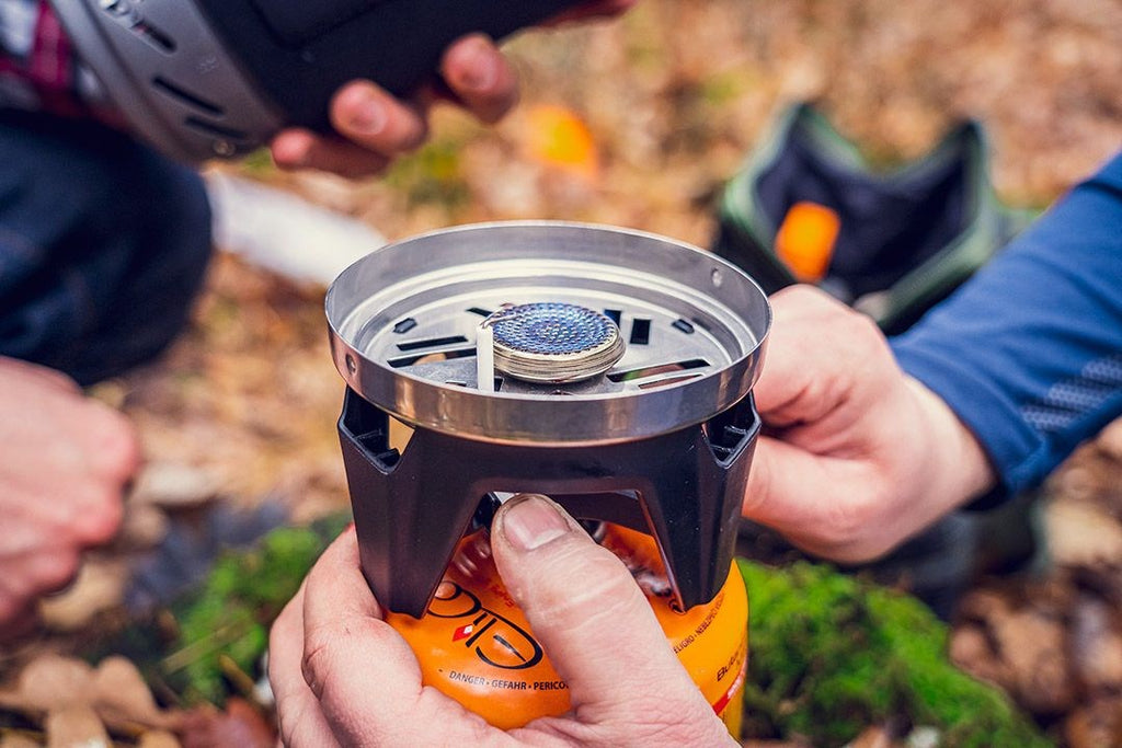 NEO TOOLS Camping Stove Pot + Burner 3-in-1 with Piezo Ignition, 2.2 kW, 510 g