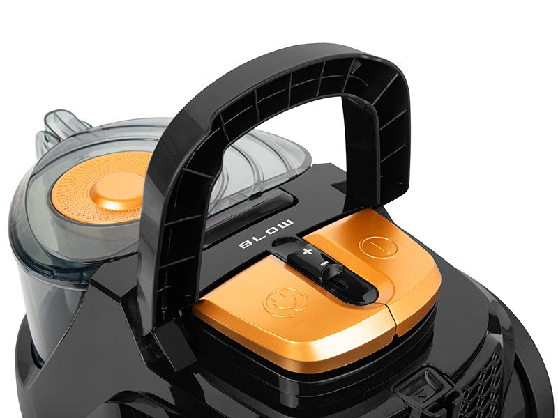 BLOW C899 bagless cyclonic vacuum cleaner