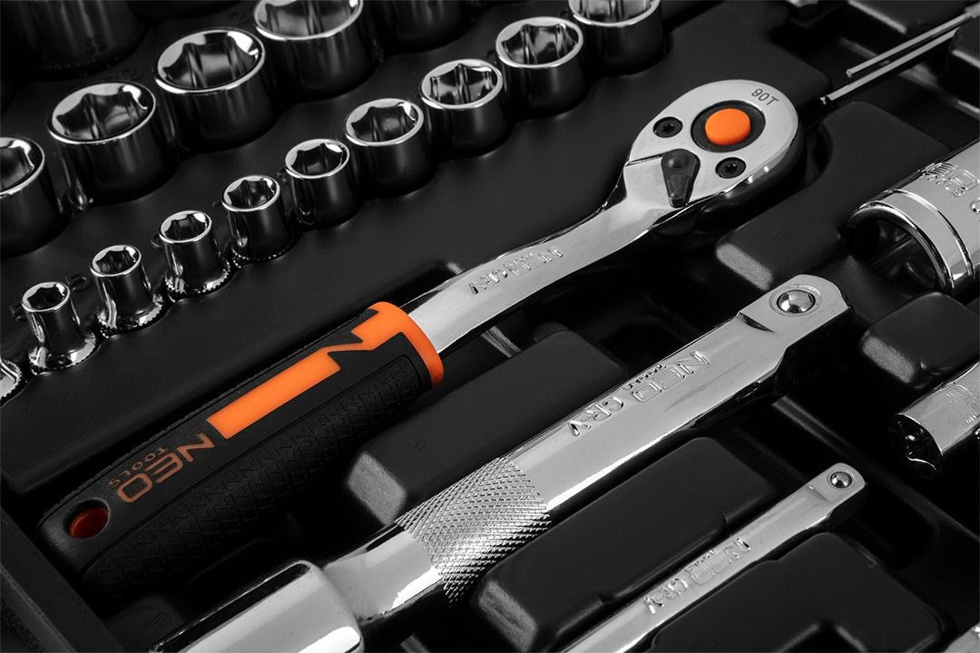 NEO tools 10-054 socket/socket set