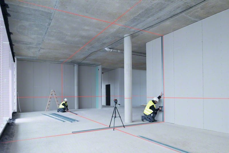 BOSCH GLL 3-80 Laser Level with Case