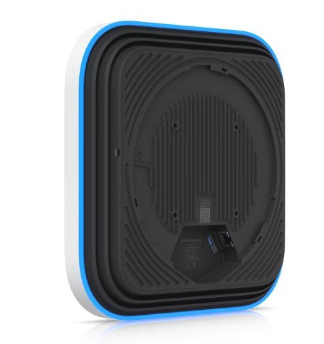 Ubiquiti UniFi E7 Wireless Access Point 2000 sq. ft. Coverage 2.4/5/6 GHz