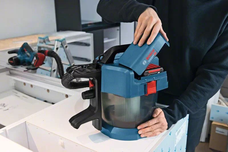 Bosch GAS 18V-10 L Professional Vacuum Cleaner