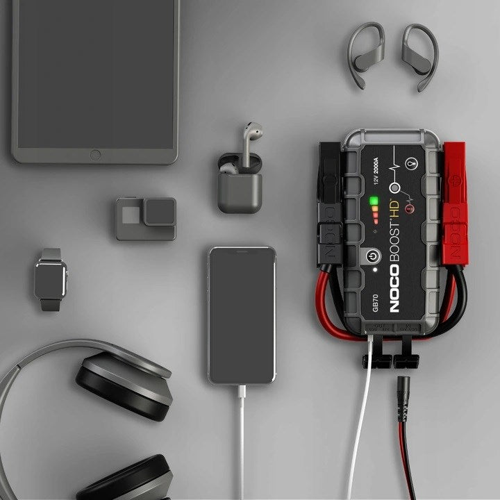 NOCO GB70 Boost 12V 2000A Jump Starter with Integrated 12V/USB Battery (GB70)
