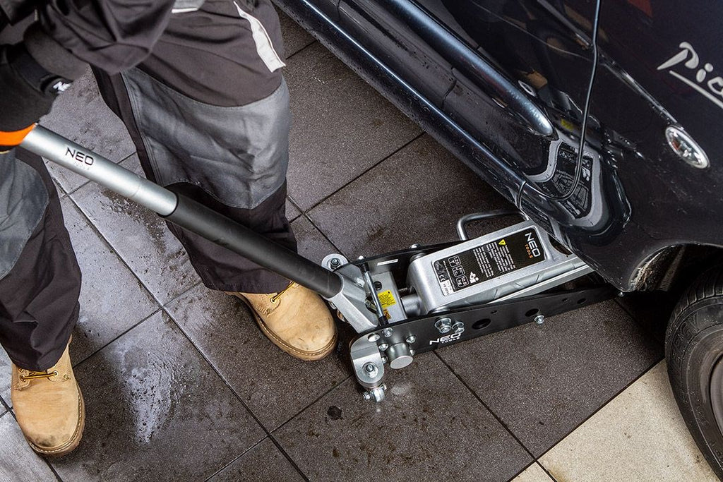 NEO TOOLS Trolley Jack 1.25t 11-730 Hydraulic