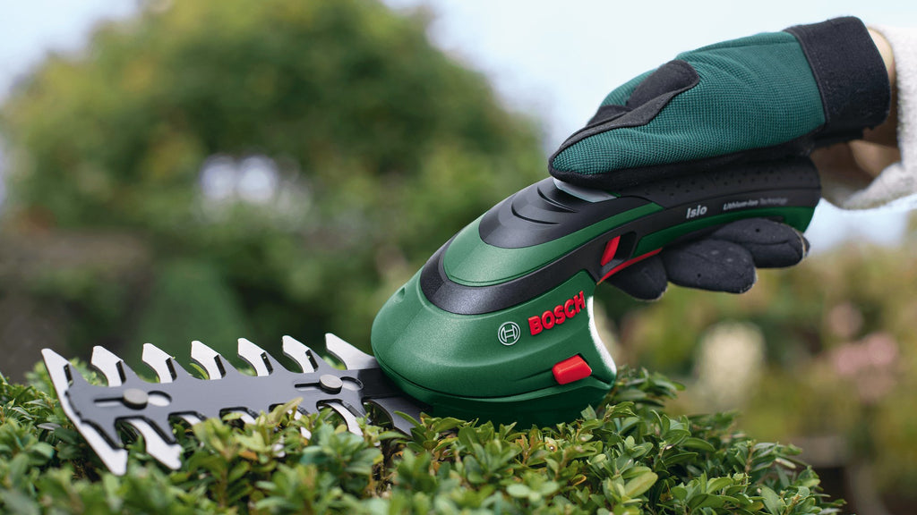 Bosch ISIO 3 Cordless Grass Shear with 2 Blades 0600833108