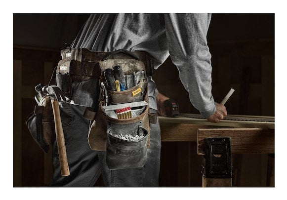 DeWALT DWST50113-1 Tool Belt Premium Nubuck Leather