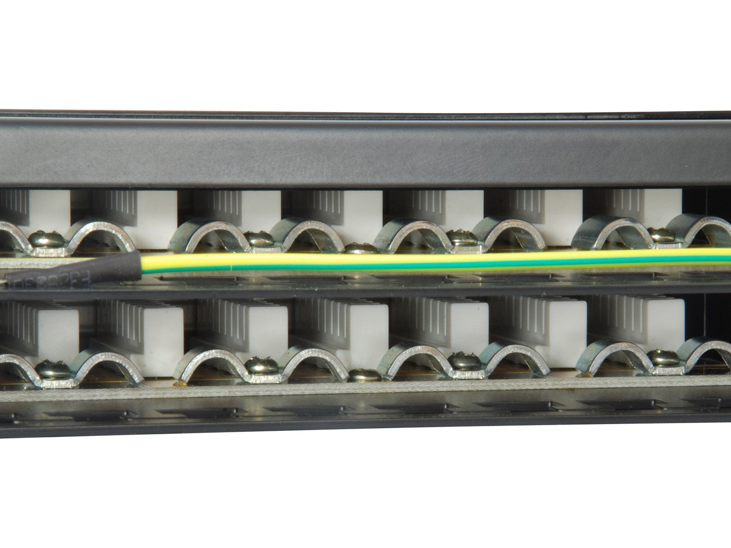 equip Pro - Patch Panel - Rack Mountable - CAT 6 - STP - RJ-45 X 48 - Black - 1U - 48.3 cm