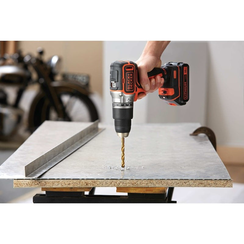 BLACK+DECKER Drill 18V 1650 RPM Keyless 1331319