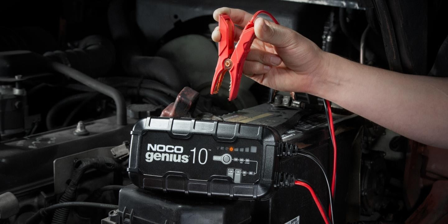 NOCO GENIUS10 EU - 10A Battery Charger - for 6V/12V Batteries - Maintenance and Desulfurization Function (GENIUS10EU)