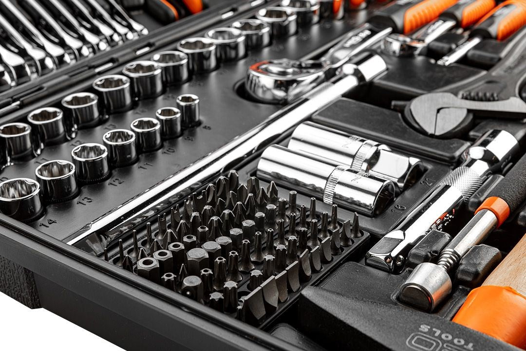 NEO tools 08-945 socket/socket set