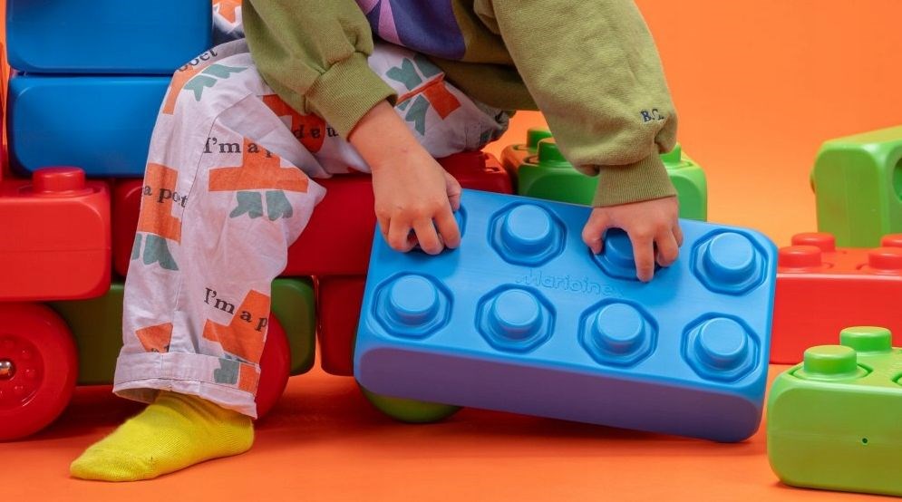 Building Blocks Bricks with Wheels 30 pieces