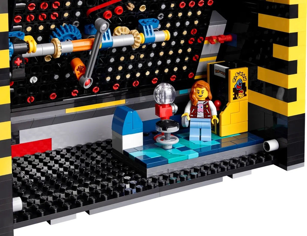 LEGO ICONS 10323 PAC-MAN GAME MACHINE
