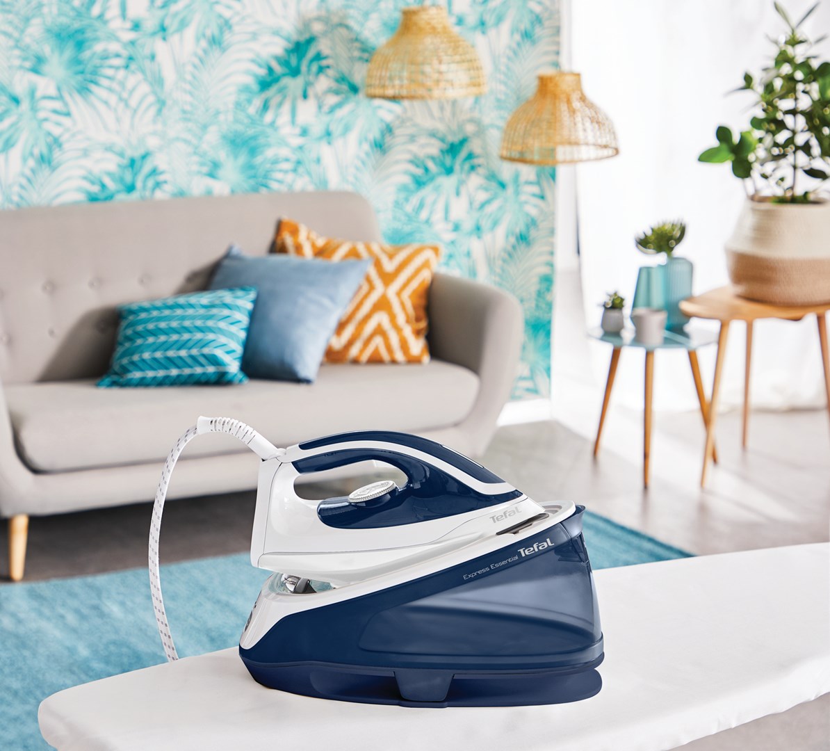 Tefal Express Essential SV6116 2200 W 1.4 L Blue  White