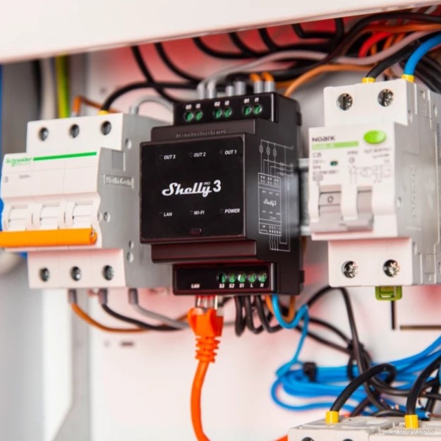 Shelly Pro 3 Smart Relay 3x 16A WLAN & LAN for Smart Home Automation (Shelly_Pro3)