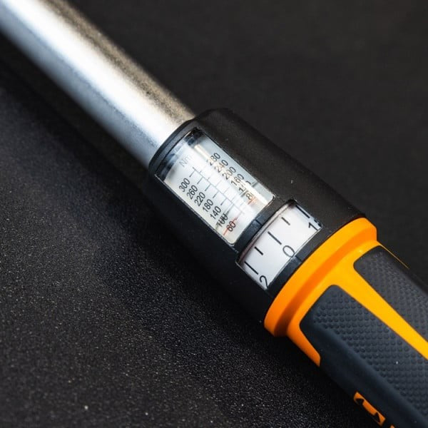 Torque Wrench 1/2in 40-200 Nm 47 cm
