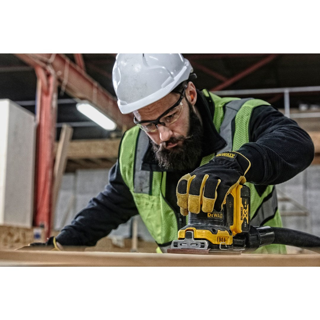 DeWALT DCW200N-XJ Cordless Palm Sander 18V
