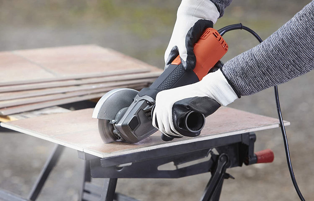 Angle Grinder - 900W - Protection Against Accidental Start - 3.2 kg - Advanced Leveling