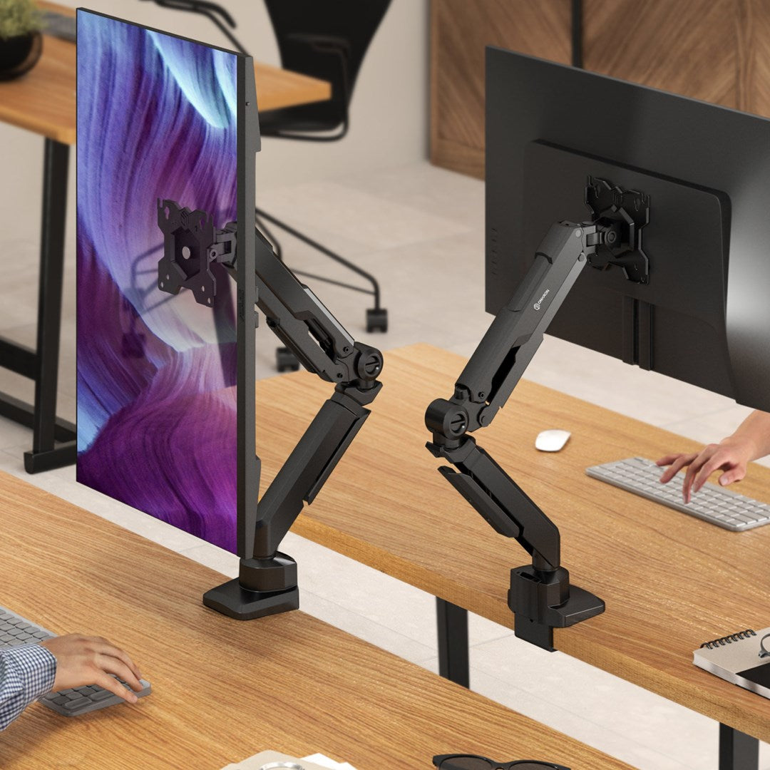 ONKRON G90-B Swivel and tilt desk mount for 13‘-34’ monitors  max. 10 kg  with rotation  black