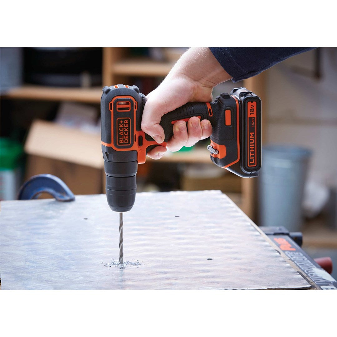 BLACK+DECKER BDCHD18KB-QW - Bohrhammer/Treiber - schnurlos - 2 Geschwindigkeiten - Bohrfutterschlüssel 10 mm - 40 N·m - 2 Akkus - 18 V