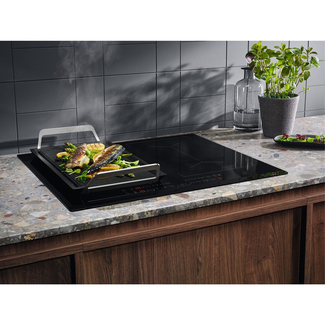 ELECTROLUX Built-in Induction Hob 4 Cooking Zones Boost Function Model EIV644