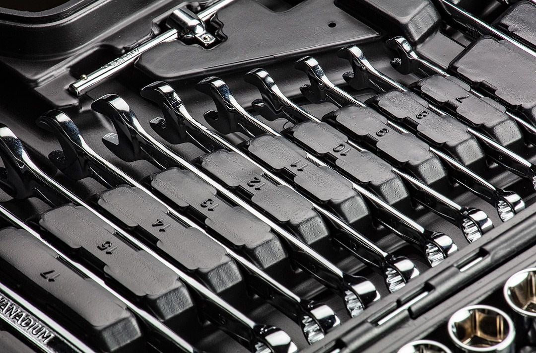 Socket Wrench Set 1/4 1/2 77 pcs CrV for Various Sizes