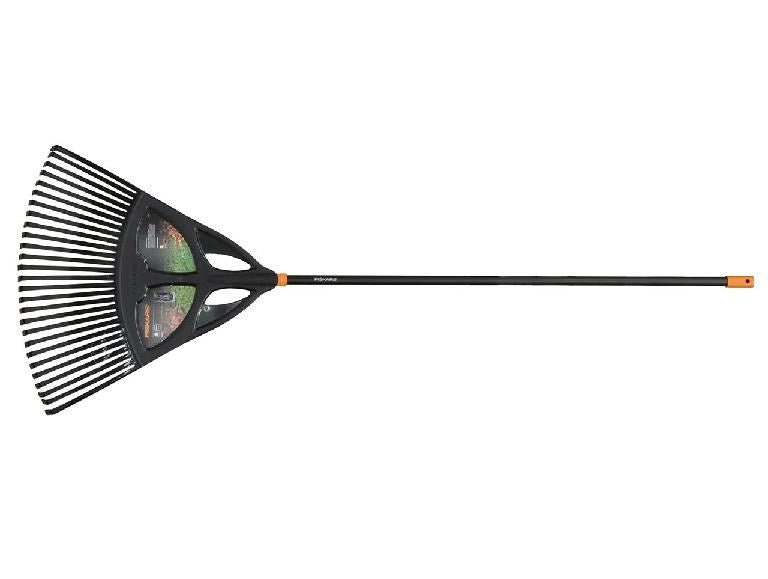 Fiskars Lawn Rake XL 825 g 650 mm Width 1720 mm Height 1015645