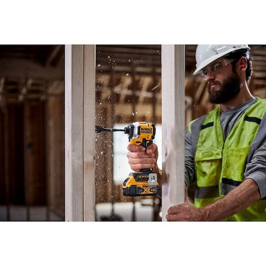 DeWALT Cordless Impact Driver 18V 205Nm Brushless DCF850P2T-QW 208nm 2x5AH