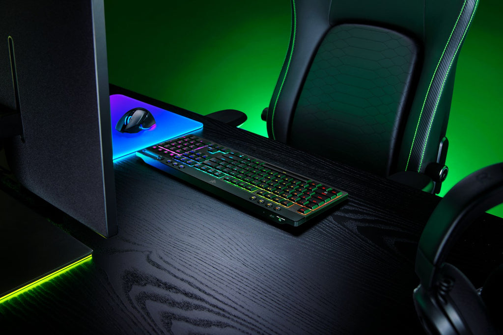 RAZER BlackWidow V4 Low-Profile HyperSpeed Keyboard USB + RF Wireless + Bluetooth QWERTY US
