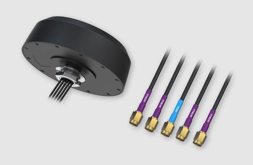 Teltonika ROOF SMA PR1KCI49 5 G Combo MIMO Mobile/GNSS Antenna