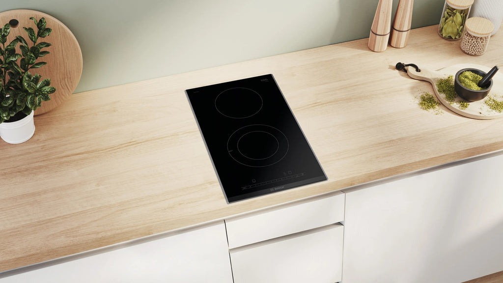 Bosch Serie 6 Ceramic Hob 30 cm 2 Zones Black PKF375FP2E