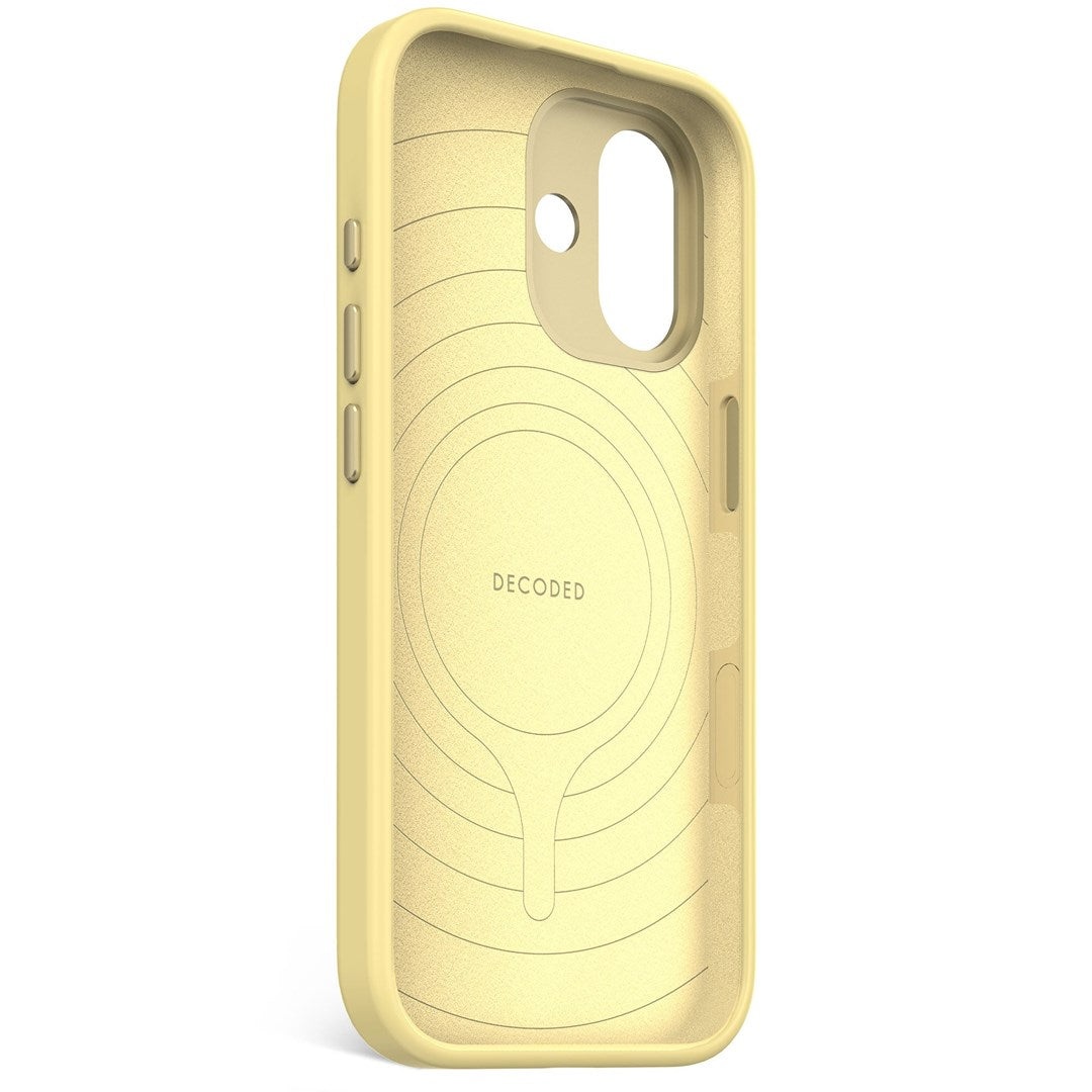 Decoded Silicone Case iPhone 17 Yuma Yellow with MagSafe (D25IPO17BCS9YW)