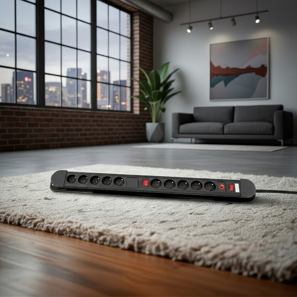 Maclean power strip  10 outlet extension cord  2 switches  protection and overload indication  3680W  MCE10