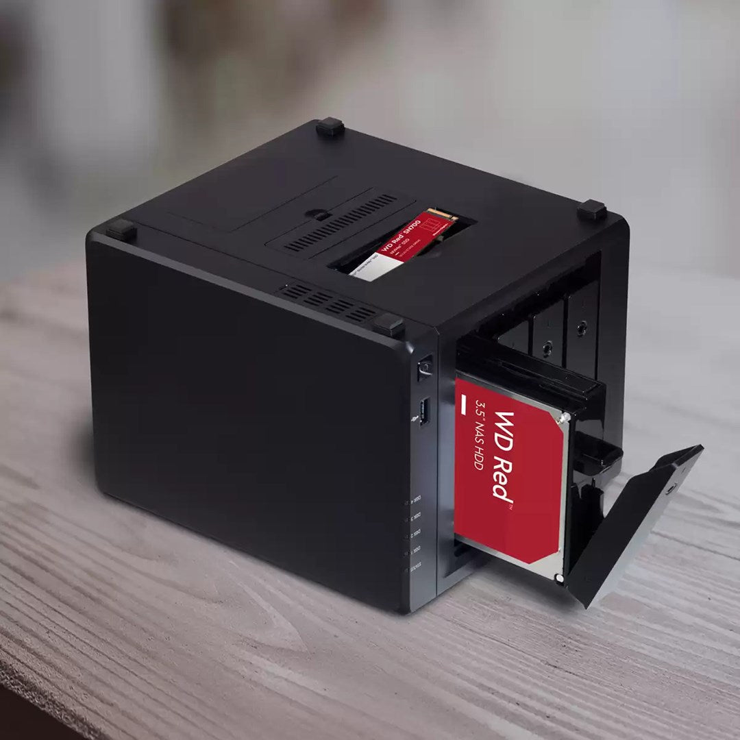 WD Red SN700 WDS200T1R0C - SSD - 2TB - Internal - M.2 2280 - PCIe 3.0 x4 (NVMe) (WDS200T1R0C)