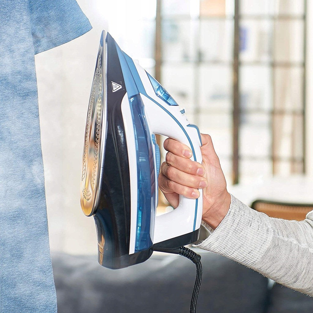 Black+Decker BXIR2402E Steam Iron Blue