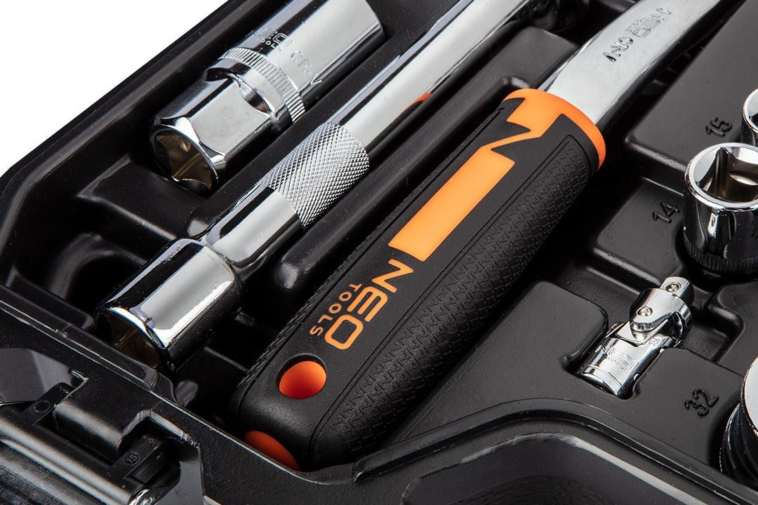 NEO Tools 10-059 Socket Set 82 Pieces