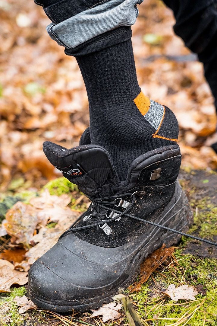 NEO tools 82-131 safety footwear