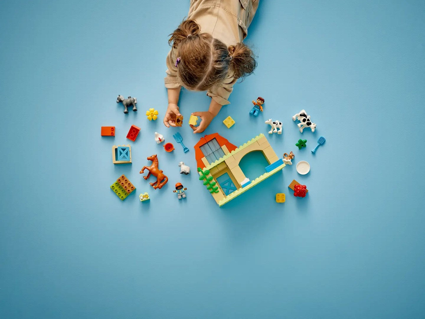 LEGO DUPLO Caring for Animals at the Farm 10416 - 8 Animal Figures