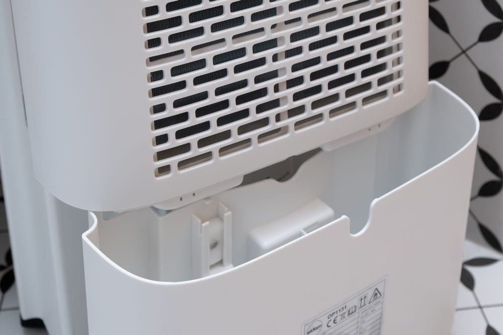 ELDOM OP1130 LUXI LITE Dehumidifier 2.3 L Water Tank 170W for Rooms up to 25m²