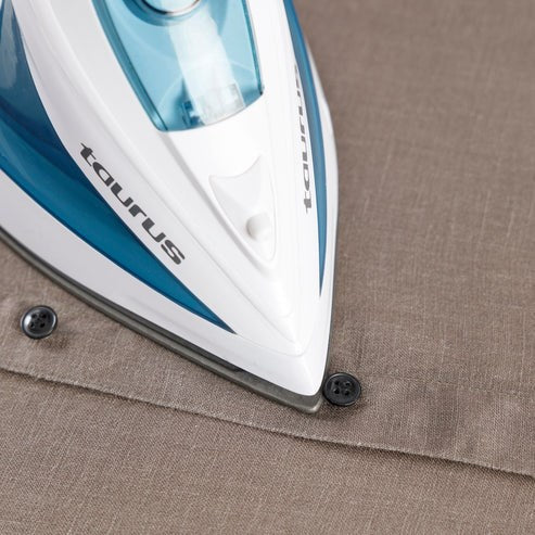 Taurus Dry & Steam Iron 3200W Ceramic Soleplate 0.43 L Water Tank 918714000