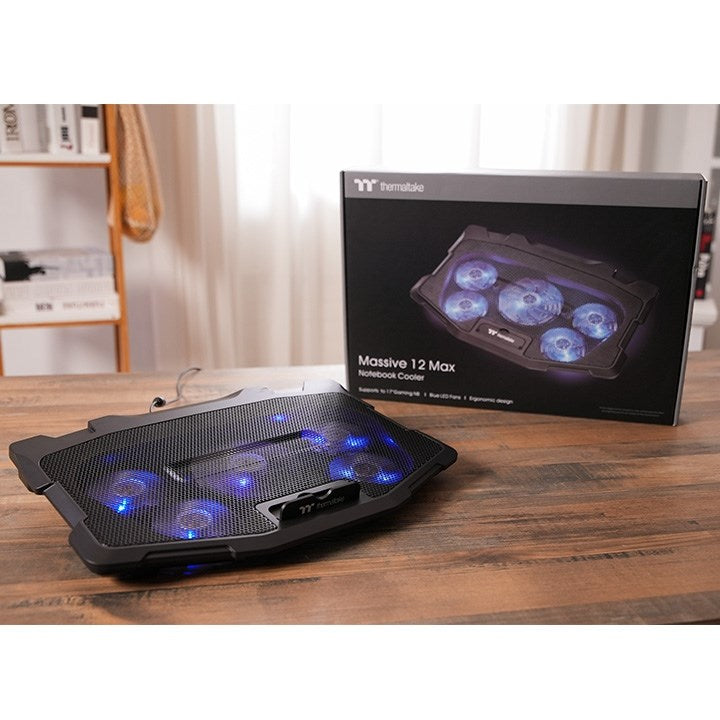 Thermaltake Massive 12 Max notebook cooling pad 43.2 cm (17 ) 2200 RPM Black