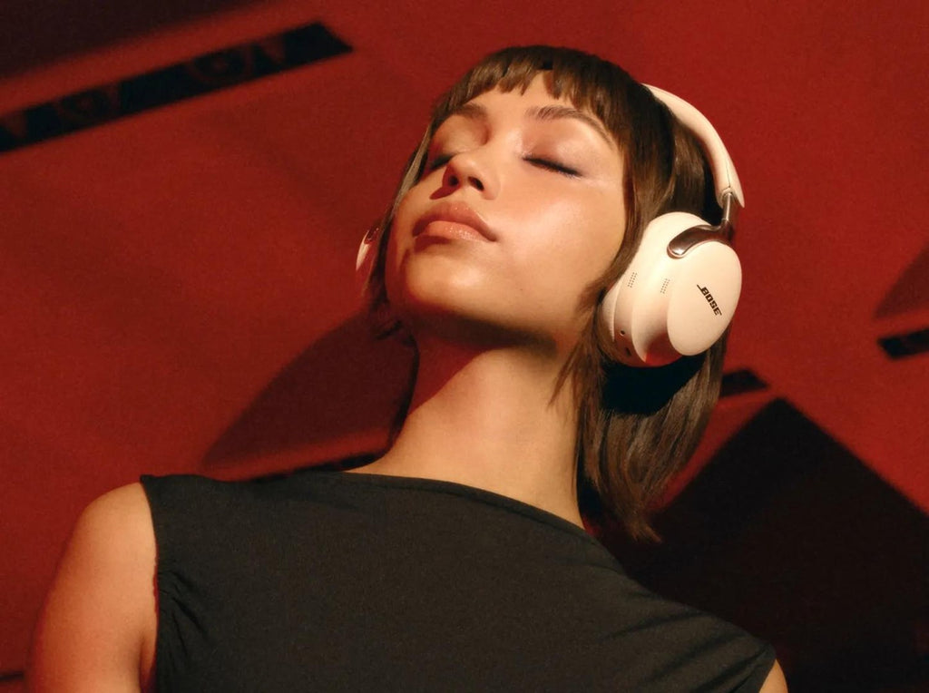 Bose QuietComfort Ultra (2nd Gen.) - Wireless Noise-Cancelling Over-Ear Headphones - White (890101-0200)