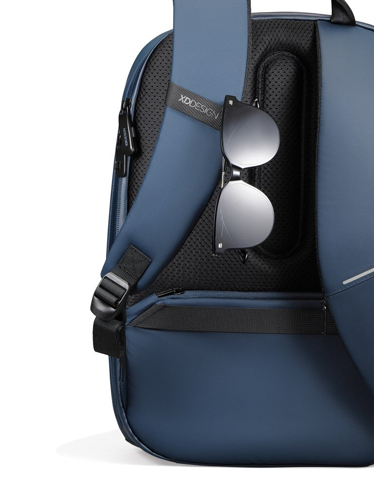 XD DESIGN Anti-Theft Backpack Bobby Edge Navy 17 L P706.2505
