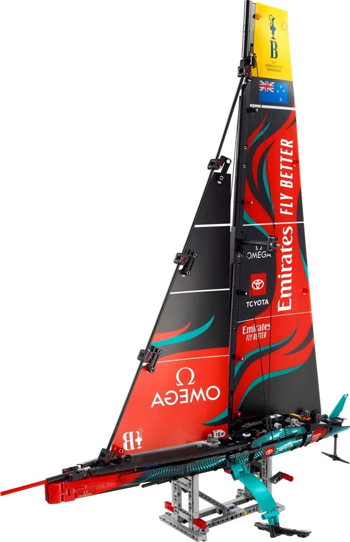 LEGO 42174 Technic Emirates Team New Zealand AC75 Racing Yacht (42174)