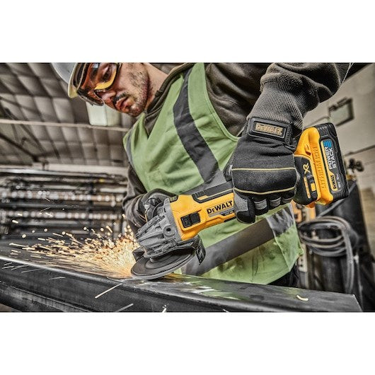 DeWalt Floor Polisher/Sander 6000 g Model BD-DCG405H2T