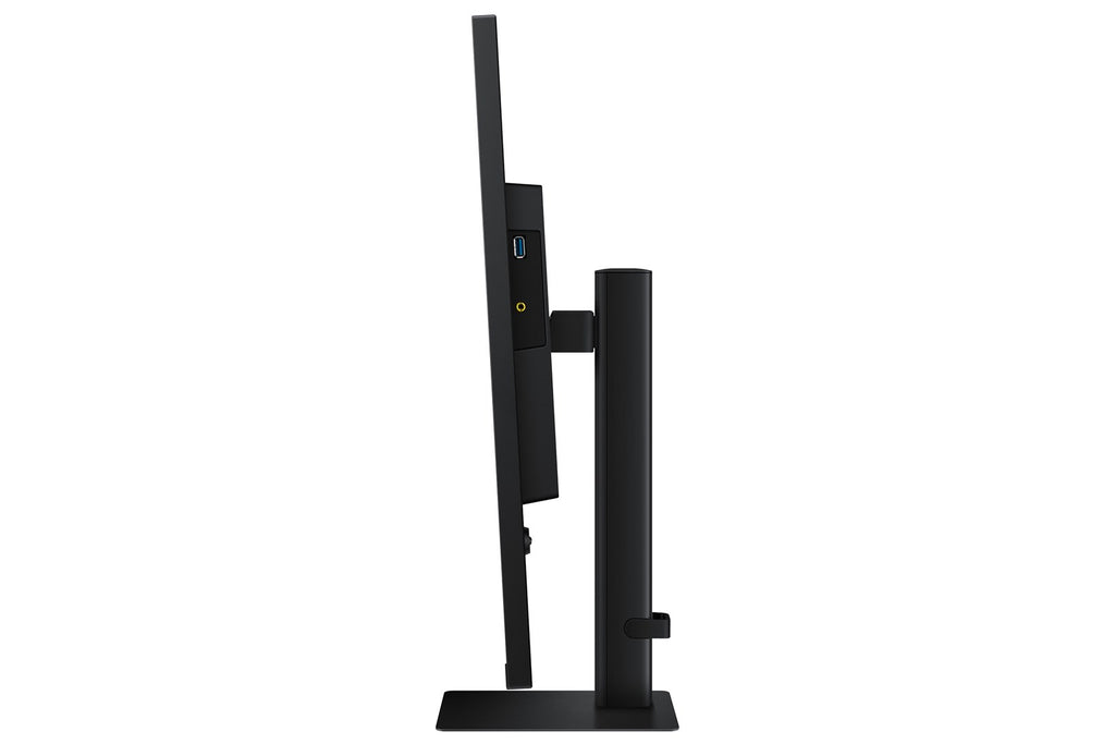 Samsung Monitor - 32" - 3840 x 2160 - 4K Ultra HD - LED - Black S70D
