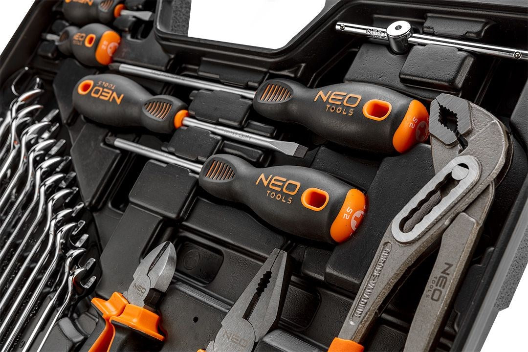 NEO tools 08-945 socket/socket set
