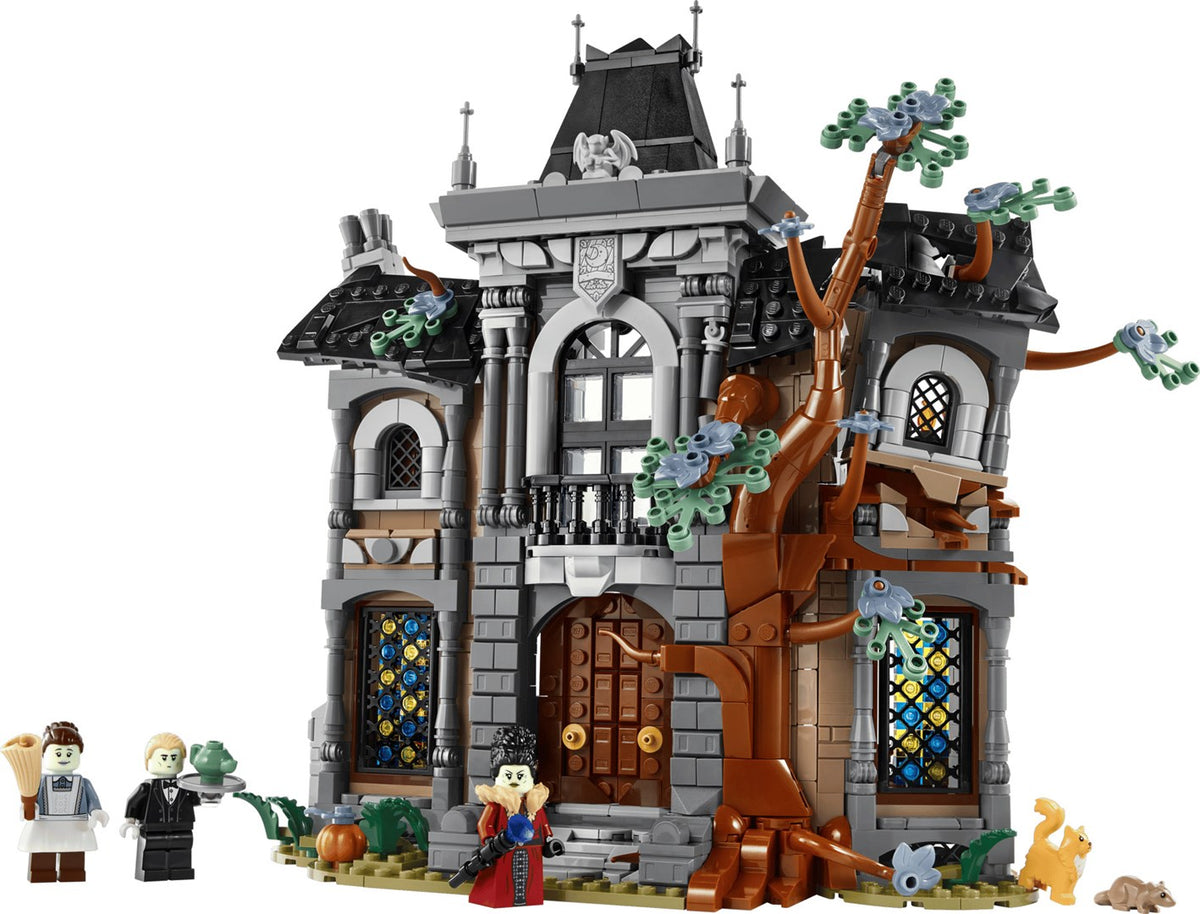LEGO ICONS Mayor's House 1420 Pieces 3 Minifigures Model 11383